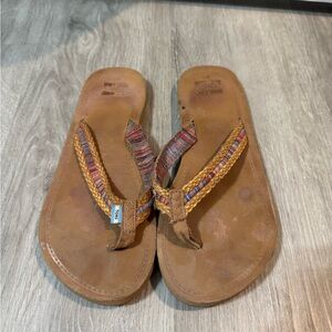 Tom’s Women's Tan and Multicolor Sandals